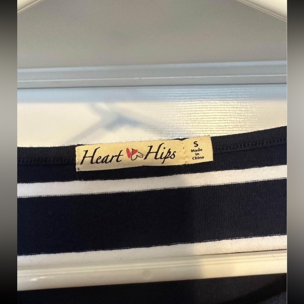 Striped dress - Picture 2 of 2